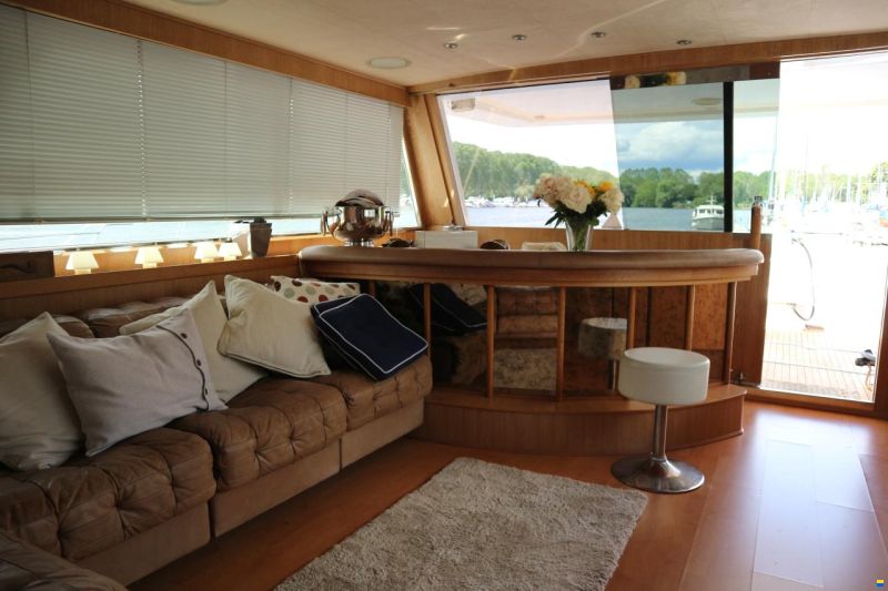 Cantieri di Pisa Akhir 20