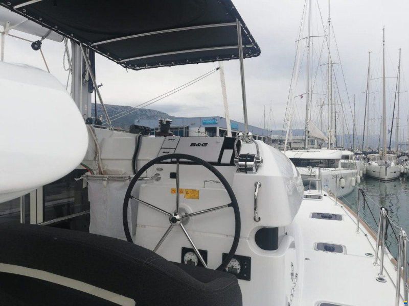 Groupe Beneteau Lagoon 40