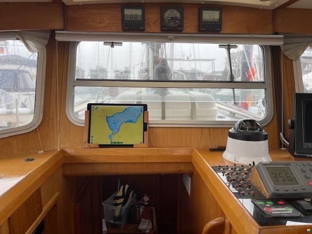 Fisher 37 Ketch