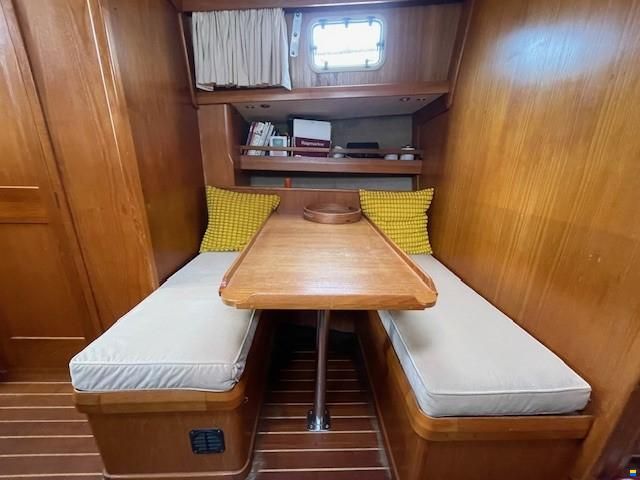 Fisher 37 Ketch