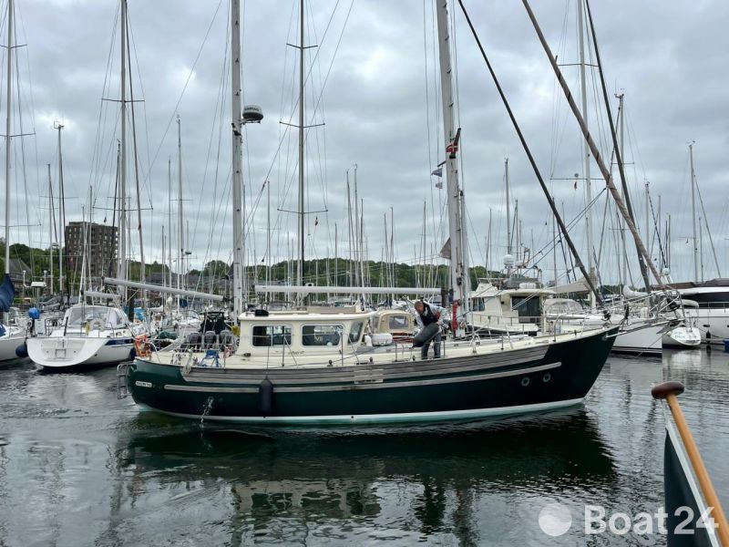 Fisher 37 Ketch