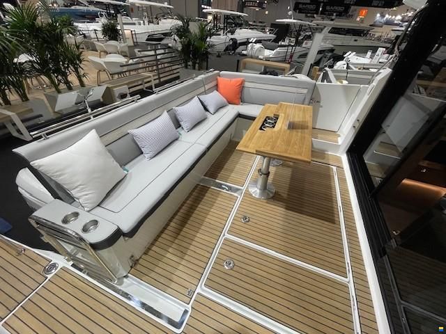 Jeanneau Merry Fisher 1295 Coupe