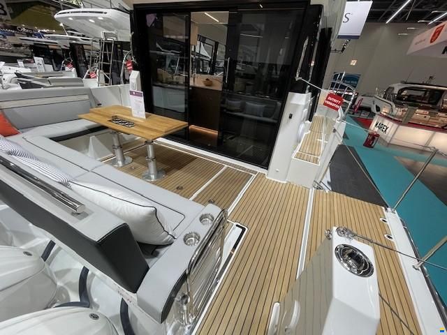 Jeanneau Merry Fisher 1295 Coupe