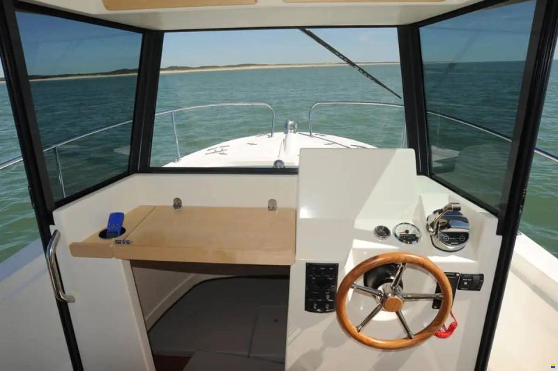 Ocqueteau Ostrea 710 timonera