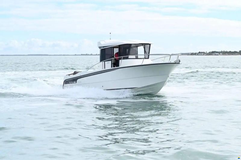 Ocqueteau Ostrea 710 timonera