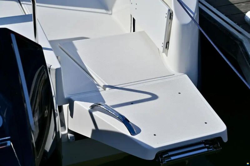 Ocqueteau Ostrea 710 timonera