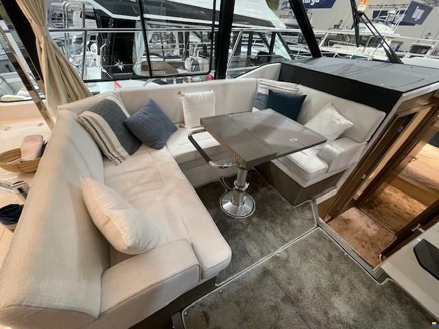 Jeanneau Merry Fisher 1295 Fly