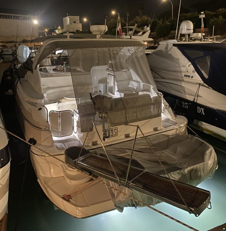 Regal 4260 Commodore