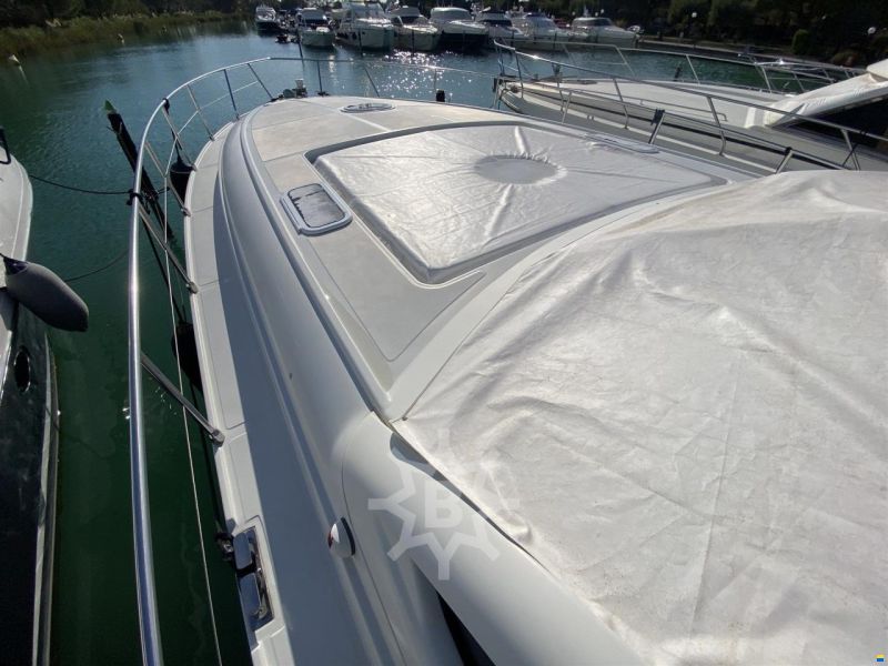 Pershing 54'