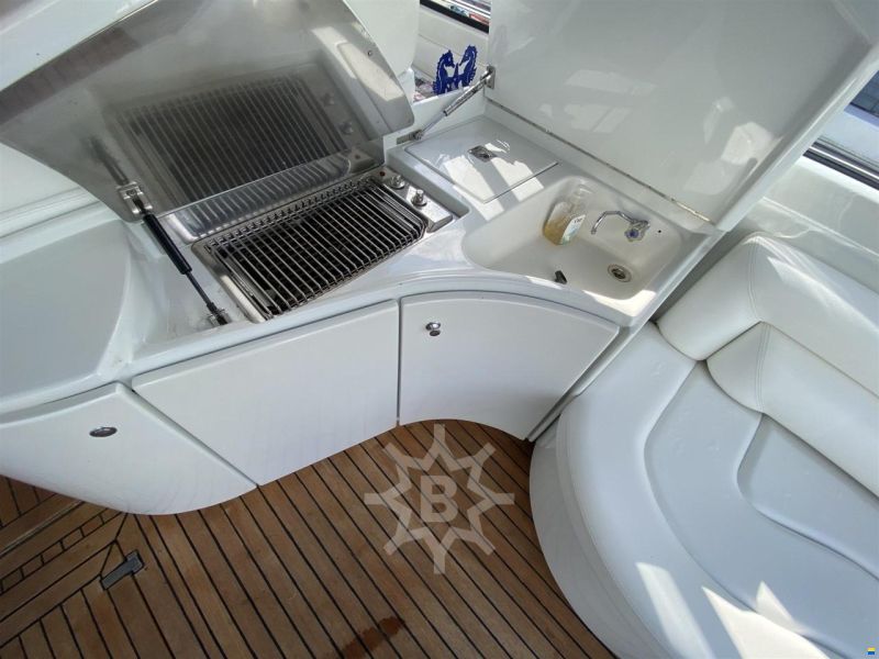 Pershing 54'