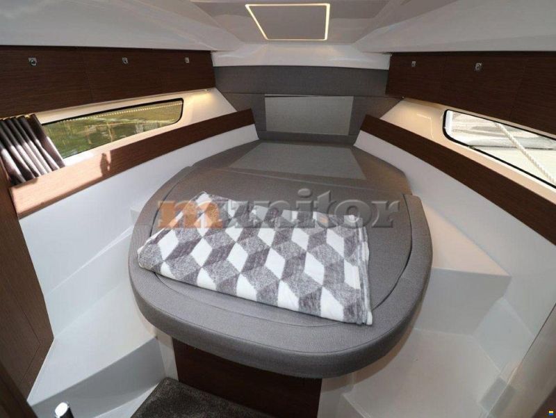 Jeanneau Merry Fisher 895