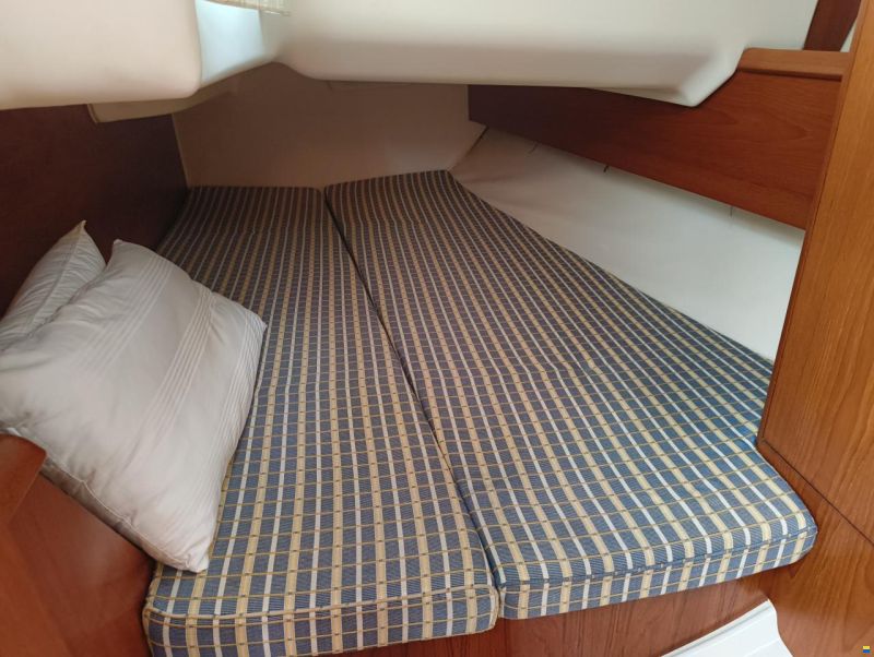 Jeanneau Sun Odyssey 37 Legend