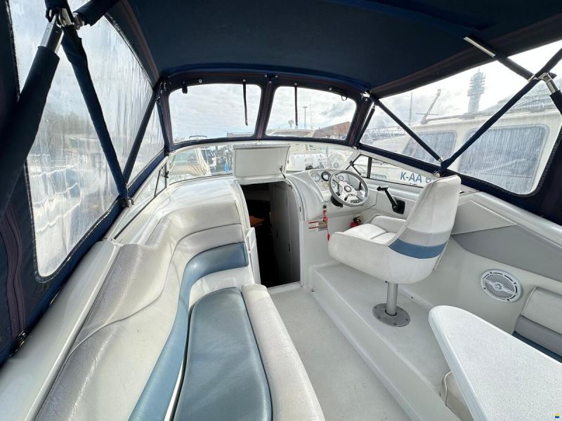 Chris Craft 262 Crowne