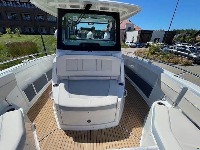 Jeanneau Cap Camarat 9.0 CC s2