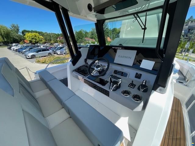 Jeanneau Cap Camarat 9.0 CC s2