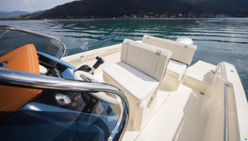 Invictus 200FX
