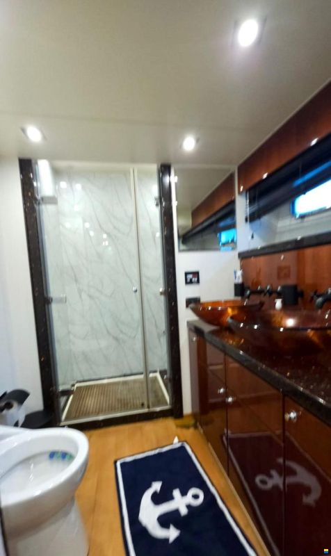 Fairline Squadron 74
