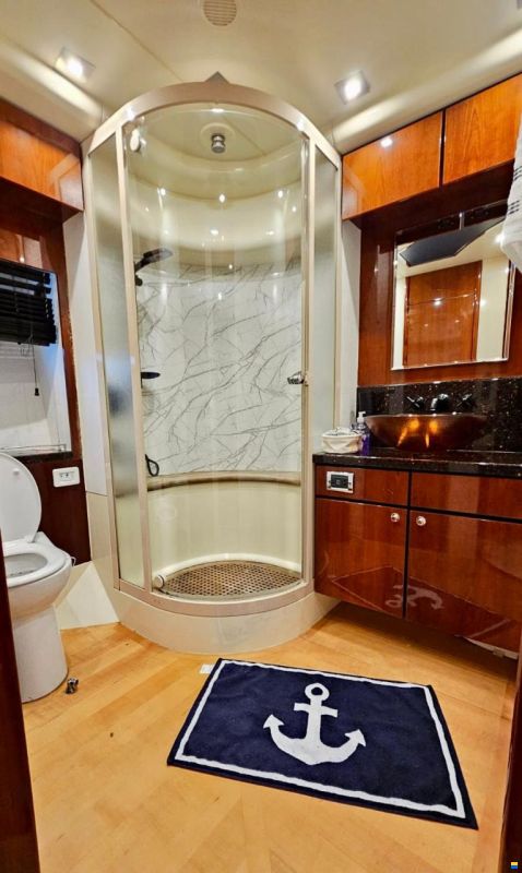 Fairline Squadron 74