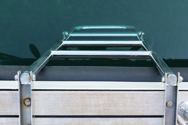 Cobra Futura 40
