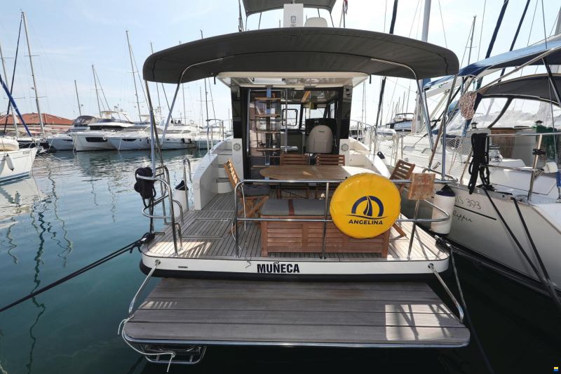 Cobra Futura 40