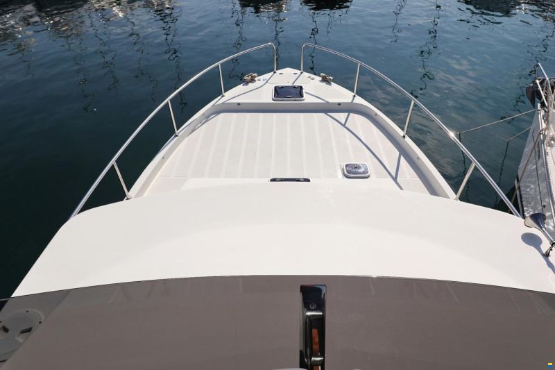 Cobra Futura 40