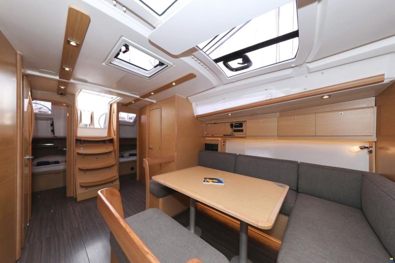 Dufour 430 GL
