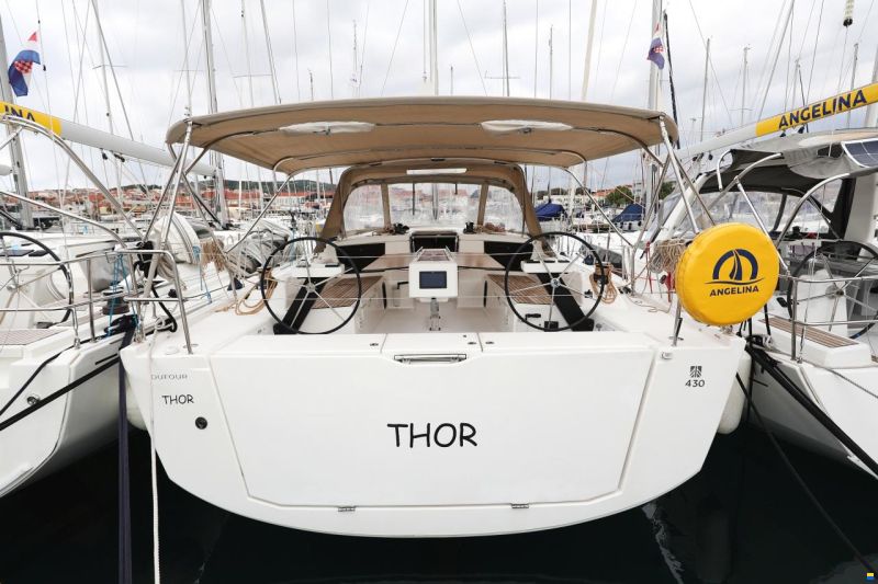 Dufour 430 GL