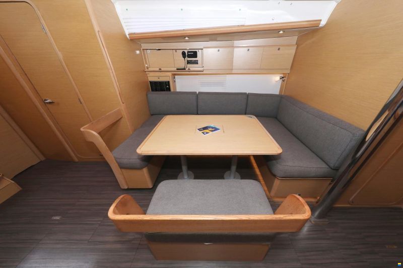 Dufour 430 GL