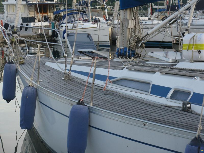 Grand Soleil GS 38