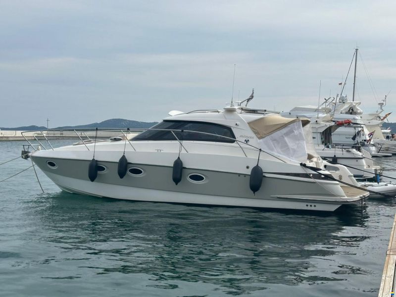 Elan Power E35 Hardtop