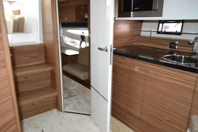 Cobrey 33 HT 2x220PS 2018