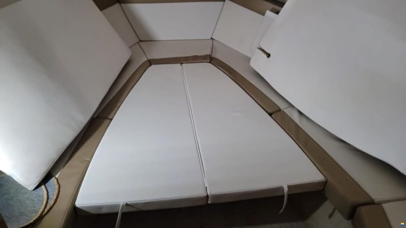 Cobrey 33 HT 2x220PS 2018