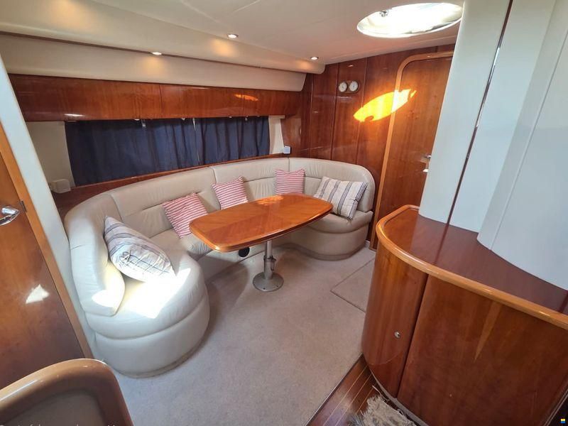 Princess Yachts International V42