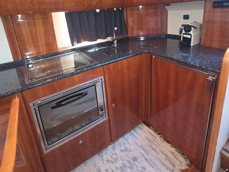 Princess Yachts International V42