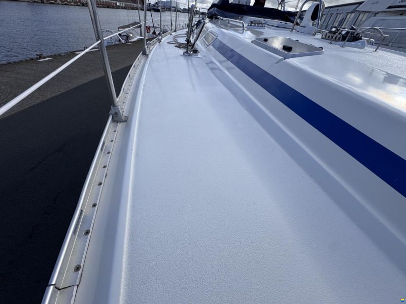 Bavaria 44
