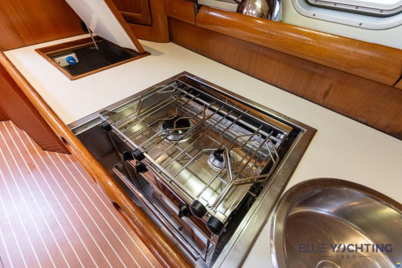 Bavaria 44