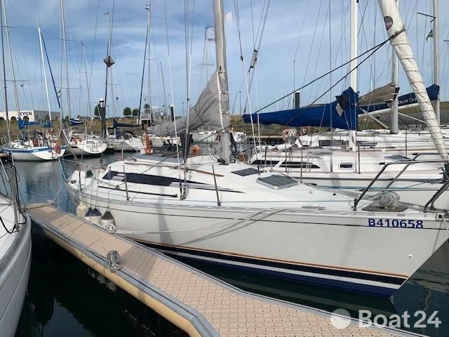 Beneteau FIRST 305