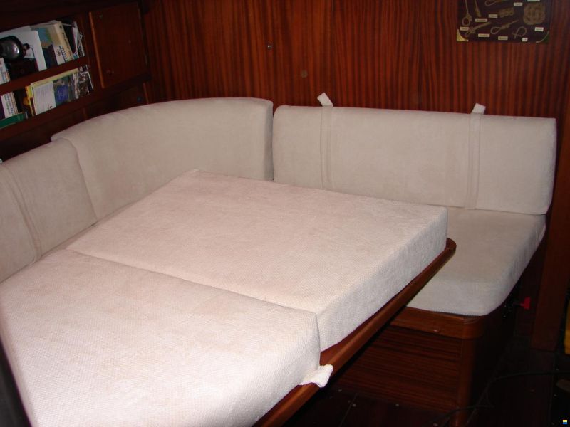 Coronet Elvstrom 38