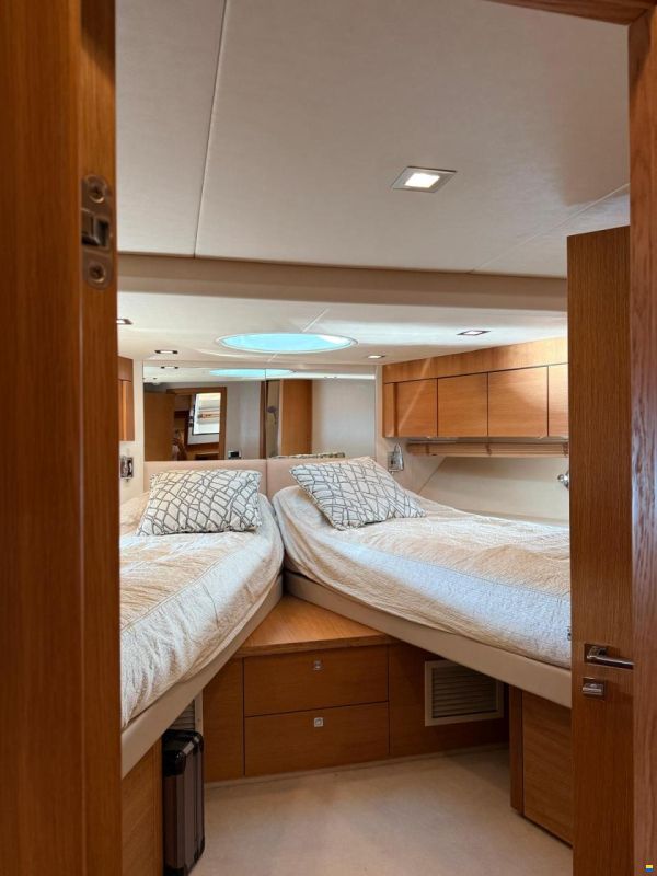 Sunseeker Portofino 48