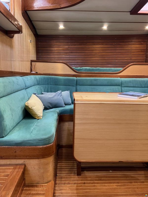 Nautors Swan Swan 55