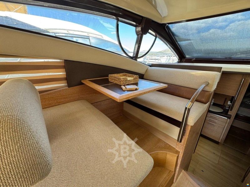 Azimut 47