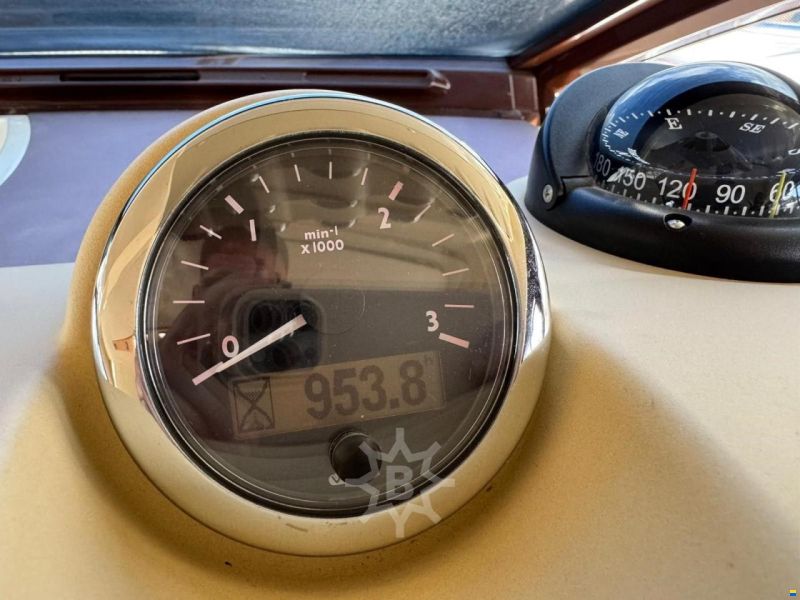 Azimut 47