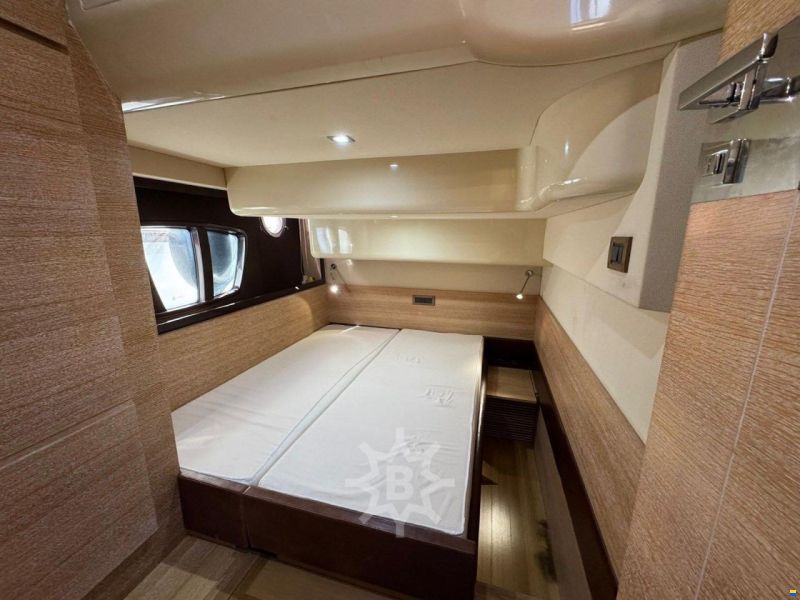 Azimut 47