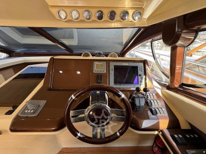 Azimut 47