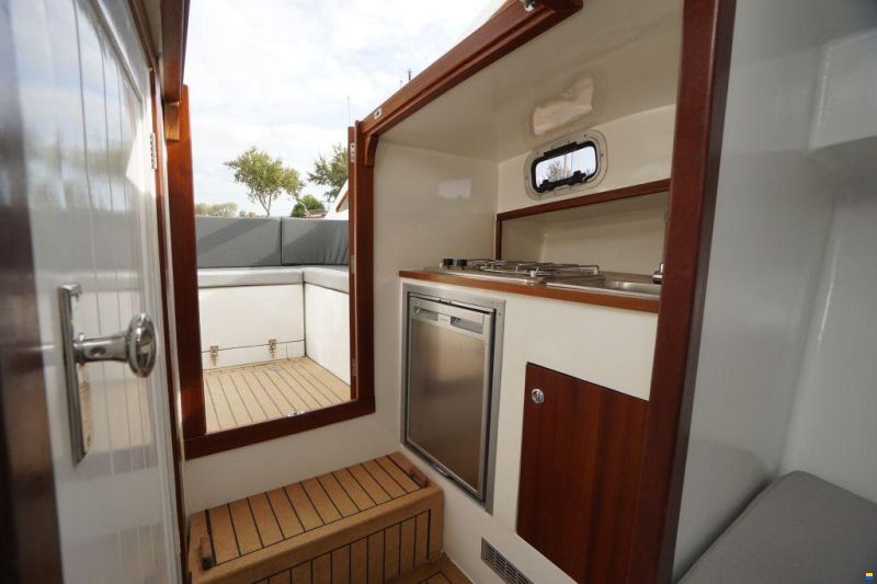 Lobster LB26 Classic Runabout