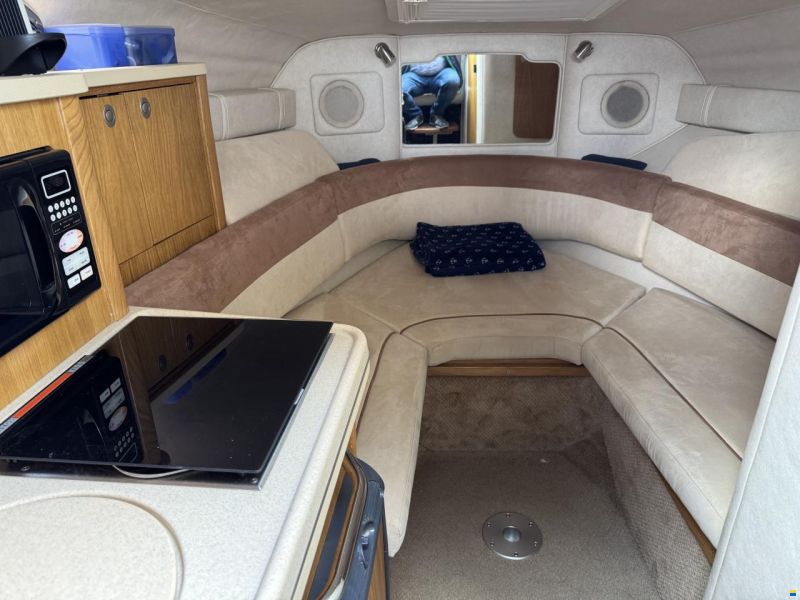 Sea Ray Sundancer 255 DA