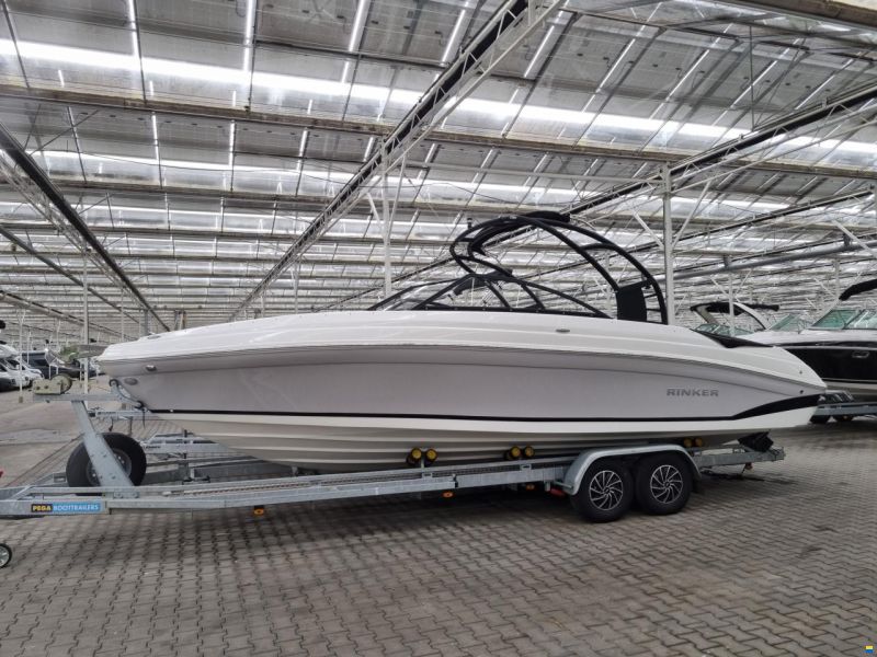 Rinker Q7 BR