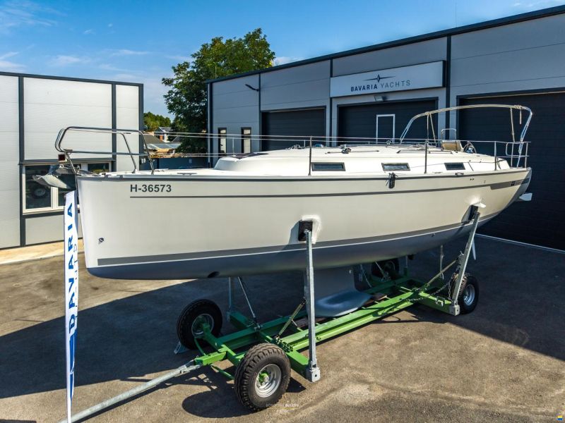 Bavaria CRUISER 32 - 2011