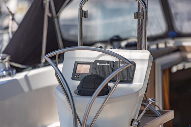 Bavaria CRUISER 32 - 2011