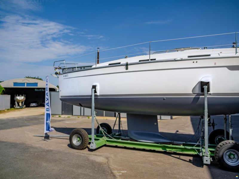 Bavaria CRUISER 32 - 2011